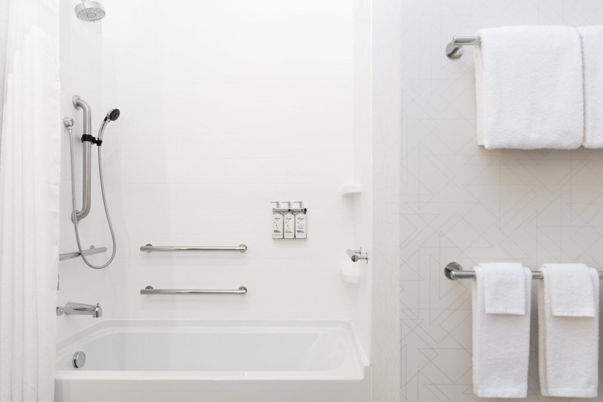 Holiday Inn Express & Suites Linden By Ihg エクステリア 写真